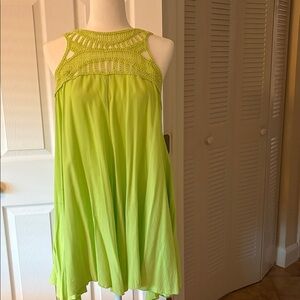 Mitto shop Neon Lime Green Sleeveless Crochet Dress
Size L